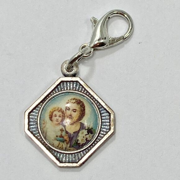 Vintage St. Joseph Medal Clip Charm Catholic Saint Baby Jesus Ovunque Proteggimi - Picture 7 of 10